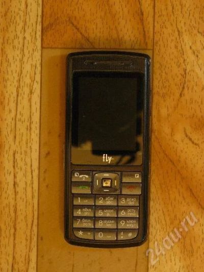 Лот: 196773. Фото: 1. Мобильный телефон Fly B700 duo. Кнопочные мобильные телефоны