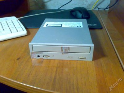 Лот: 1470349. Фото: 1. Привод CD-ROM Hewlett Packard... Приводы CD, DVD, BR, FDD