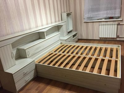 Лот: 4816028. Фото: 1. Спальный гарнитур "Примьера" фабрики... Диваны
