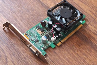 Лот: 6604261. Фото: 1. Lenovo GT310 - 521Mb_VGA/HDM... Видеокарты