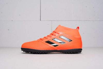 Лот: 11260041. Фото: 1. Футбольная обувь Adidas ACE 17... Кеды, кроссовки, слипоны