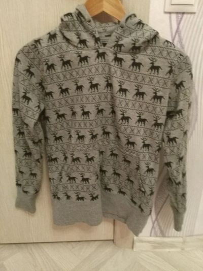 Лот: 8287289. Фото: 1. Толстовка серая xs. Легкие куртки, толстовки