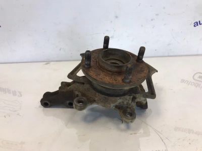 Лот: 21708444. Фото: 1. поворотный кулак Nissan Almera... Двигатель и элементы двигателя