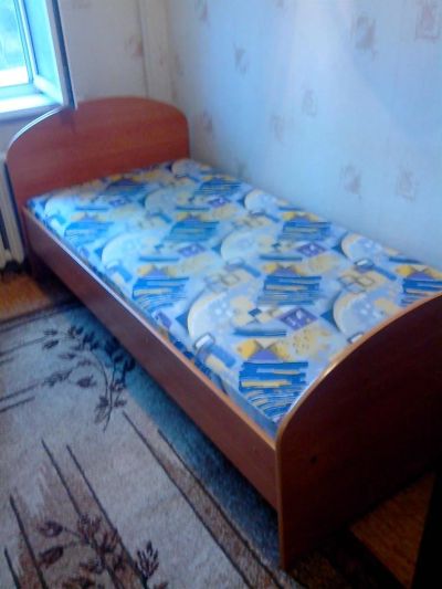 Лот: 3424589. Фото: 1. Кровать с матрасом на дачу. Кровати