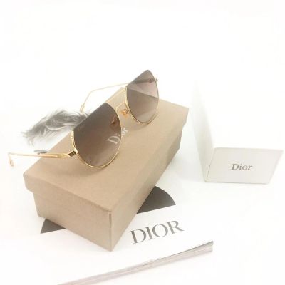 Лот: 9132380. Фото: 1. Солнцезащитные очки Dior хит 2017... Очки солнцезащитные