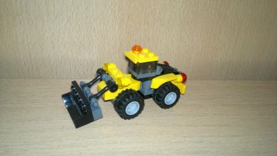 Лот: 11459470. Фото: 1. Лего Lego Creator 5761 Мини-экскаватор. Конструкторы
