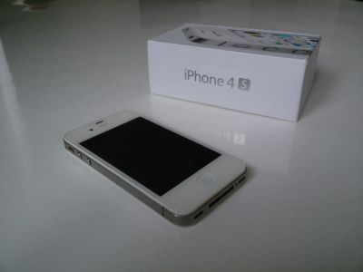 Лот: 10687075. Фото: 1. Iphone 4s не работает. Смартфоны
