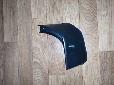 Лот: 15528857. Фото: 1. Брызговик Toyota Corolla AXIO... Кузов