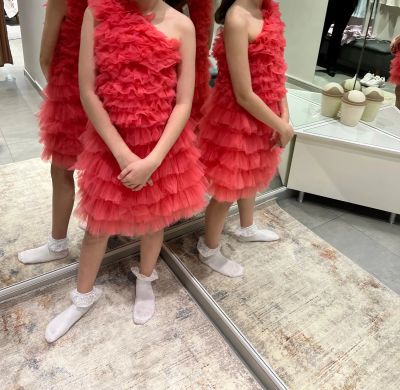 Лот: 25707700. Фото: 1. Костюм Twinset топ и юбка 10-12. Костюмы, пиджаки, комбинезоны