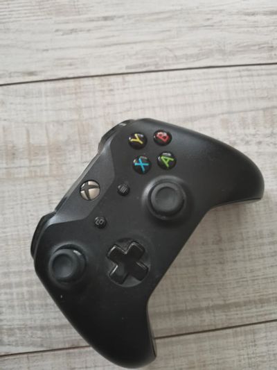 Лот: 24957447. Фото: 1. Геймпад Xbox one series. Аксессуары для игровых приставок, консолей, геймпады
