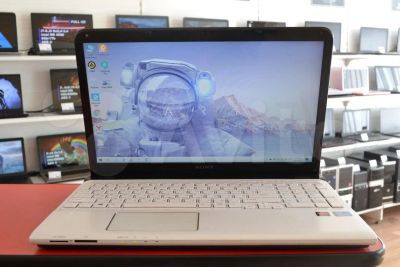 Лот: 17796683. Фото: 1. Ноутбук Sony Core i5 Radeon 7670M. Ноутбуки