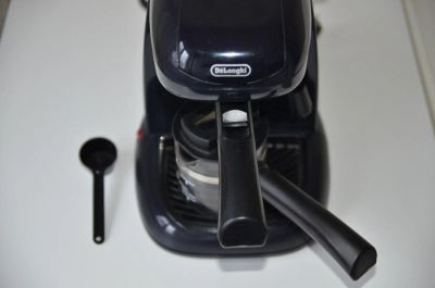 Лот: 6326691. Фото: 1. Полуавтоматическая кофеварка Delonghi... Чайники, кофемашины, кулеры