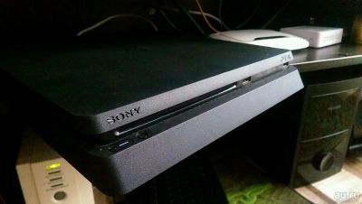 Лот: 13825674. Фото: 1. PS4 2Tb. Игровые приставки, консоли