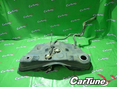 Лот: 10538368. Фото: 1. бензобак R toyota aristo JZS161... Топливная система