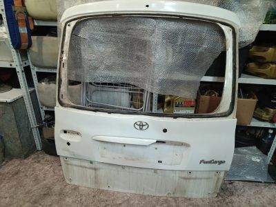 Лот: 25319162. Фото: 1. дверь задняя Toyota FunCargo. Кузов