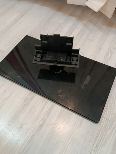 Лот: 20860492. Фото: 1. Нога Подставка Samsung LE32D550K1W. Запчасти для телевизоров, видеотехники, аудиотехники