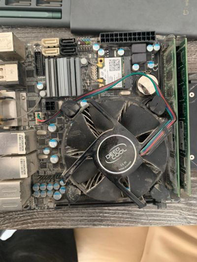 Лот: 19013388. Фото: 1. Gigabyte GA-H77N-WIFI CPU i7-3770... Материнские платы