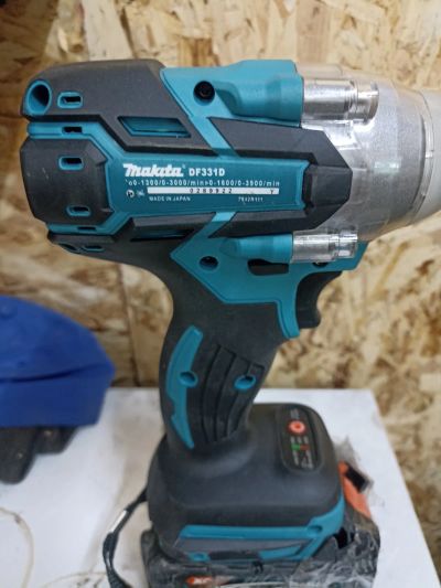 Лот: 25581153. Фото: 1. Гайковерт беспроводной Makita. Электроинструмент