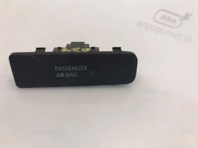 Лот: 21705935. Фото: 1. индикатор airbag Volkswagen Golf... Двигатель и элементы двигателя