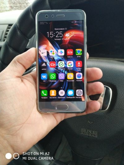 Лот: 17683765. Фото: 1. Honor 9. Смартфоны