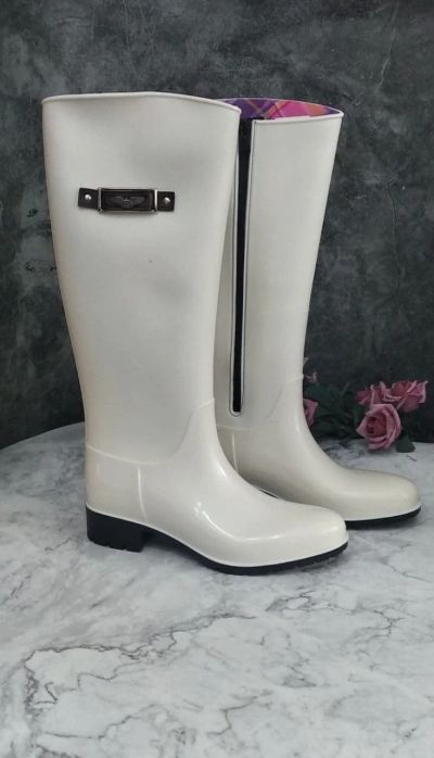 Лот: 17550602. Фото: 1. Резиновые сапоги Muya р.36 новые... Сапоги