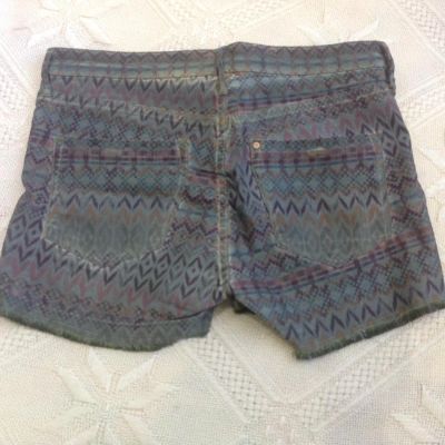 Лот: 8481538. Фото: 1. Шорты H&M на девушку 36 - 38 размер. Брюки, шорты