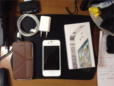 Лот: 9528198. Фото: 1. Apple iPhone 4S. Смартфоны