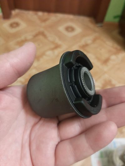 Лот: 15479820. Фото: 1. Сайлентблок. Ходовая, подвеска, рулевое управление