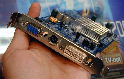 Лот: 5459371. Фото: 1. ATI 9200 DVI 128MB AGP. Видеокарты