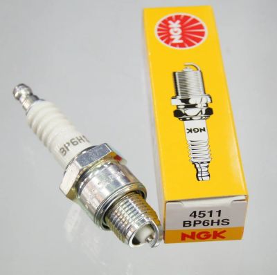 Лот: 21364976. Фото: 1. Свеча зажигания NGK 4511 BP6HS. Запчасти для лодок, катеров, лодочных моторов