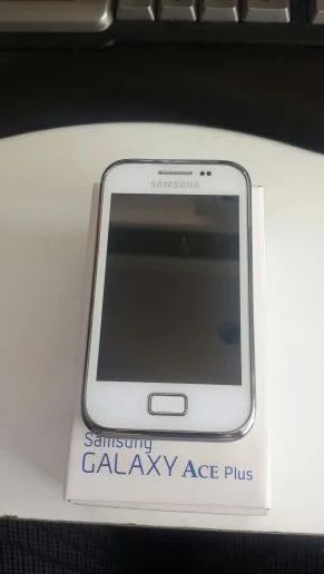 Лот: 4519889. Фото: 1. Samsung Galaxy ACE Plus (GT-S7500... Смартфоны
