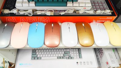 Лот: 21142390. Фото: 1. Беспроводная мышь новая, цвет... Клавиатуры и мыши