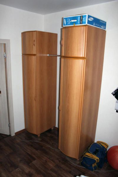 Лот: 11252329. Фото: 1. Два высоких шкафчика. Шкафы, шкафы-купе