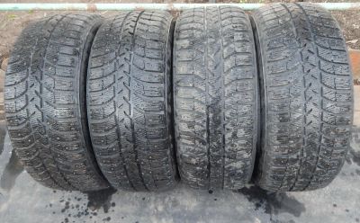 Лот: 11416518. Фото: 1. 255/55/R18 Bridgestone ice cruiser... Шины
