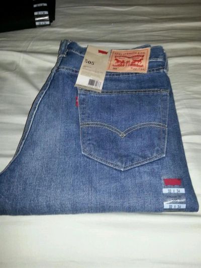 Лот: 3522324. Фото: 1. Джинсы Levis 505 новые W32 L34... Брюки, джинсы, шорты