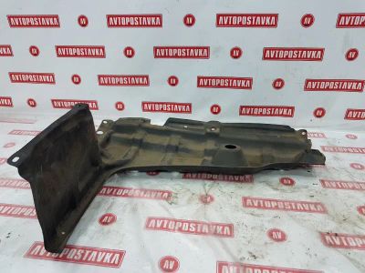 Лот: 21042183. Фото: 1. Защита двигателя Toyota Vitz SCP90... Двигатель и элементы двигателя