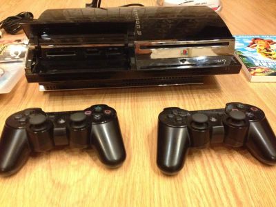 Лот: 5485429. Фото: 1. PS3 320 GB. Игровые приставки, консоли