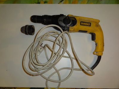 Лот: 14845469. Фото: 1. Перфоратор Dewalt. Электроинструмент