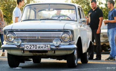 Лот: 8263068. Фото: 1. Красавец 412й). Автомобили