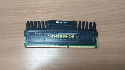 Лот: 21142092. Фото: 1. ОЗУ память DDR3 4GB Corsair Vengeance... Оперативная память