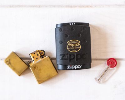 Лот: 11500563. Фото: 1. Зажигалка Zippo Оригинал с документами... Зажигалки, спички, пепельницы
