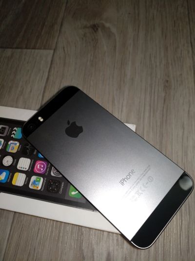 Лот: 18936344. Фото: 1. Iphone 5s. Смартфоны