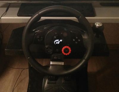 Лот: 18350079. Фото: 1. Руль с обратной связью Logitech... Рули, джойстики