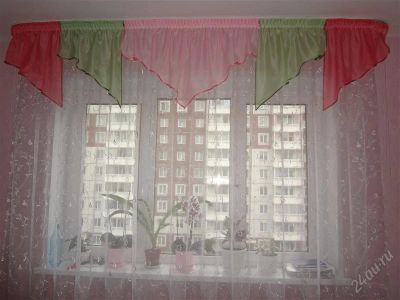 Лот: 2843306. Фото: 1. Ламбрекен в детскую, 2,5-2,8м. Шторы, тюль