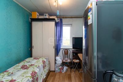 Лот: 25763541. Фото: 1. комната , Красноярск улица Щорса... Квартиры, студии