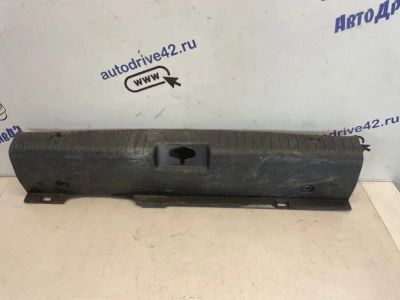 Лот: 21703420. Фото: 1. накладка замка багажника Chevrolet... Двигатель и элементы двигателя