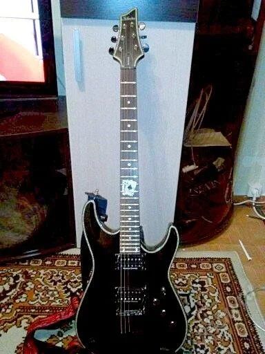 Лот: 2638139. Фото: 1. Schecter Blackjack C-1 EX Baritone... Гитары