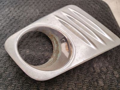 Лот: 25647964. Фото: 1. Накладка ПТФ Nissan Serena C26... Кузов