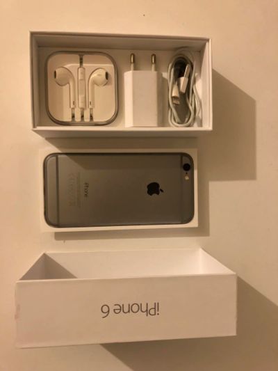 Лот: 10669733. Фото: 1. iPhone 6 64Gb Space Grey Идеальное... Смартфоны