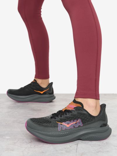 Лот: 25370125. Фото: 1. Кроссовки женские Hoka One One... Кеды, кроссовки, слипоны